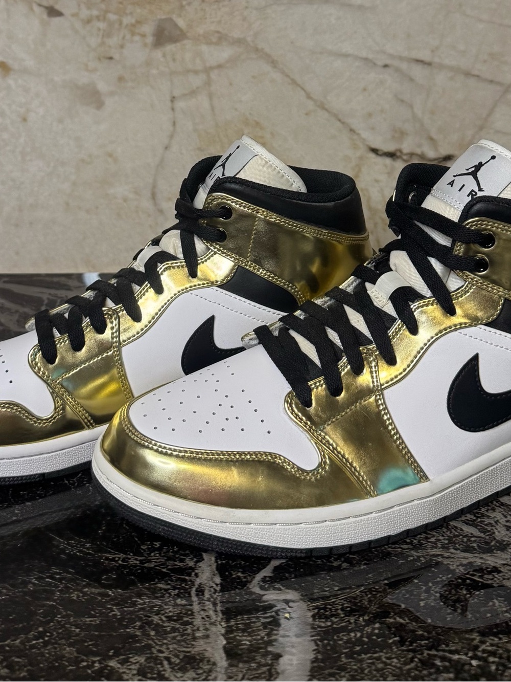 Jordan Men’s Sneakers White Black Gold Metallic